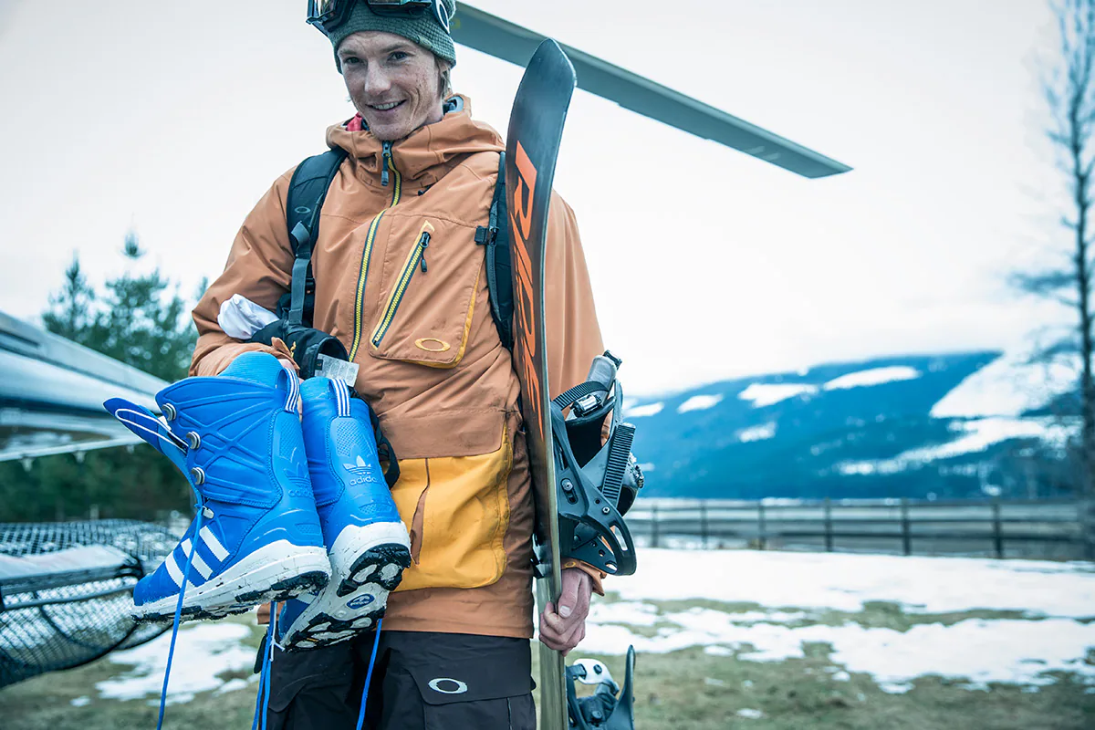 adidas Snowboarding — JakeBlauvelt Serfas PortraitProduct