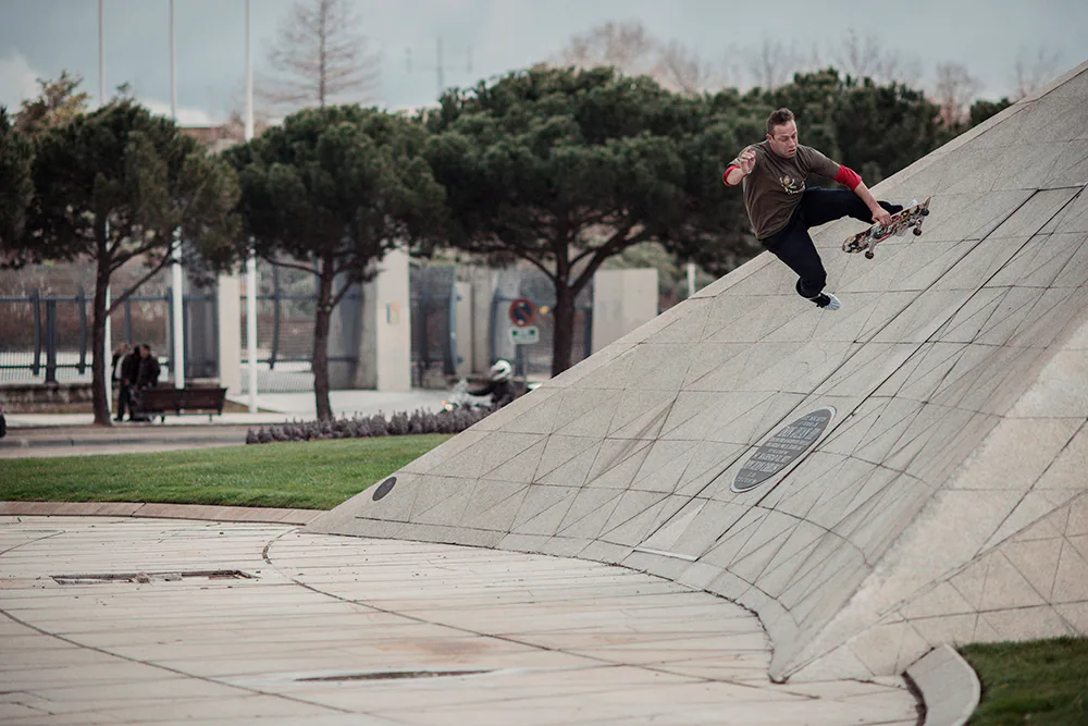 adidas Skateboarding — MADRID13 MarkGonzales boneless bank